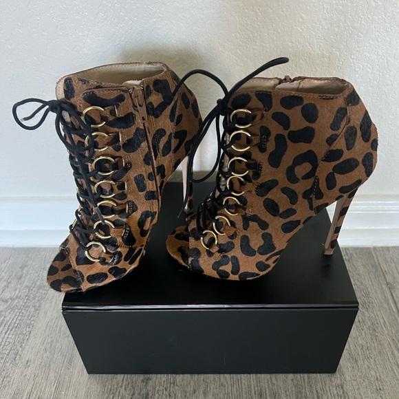 Leopard - Picture 3 of 6